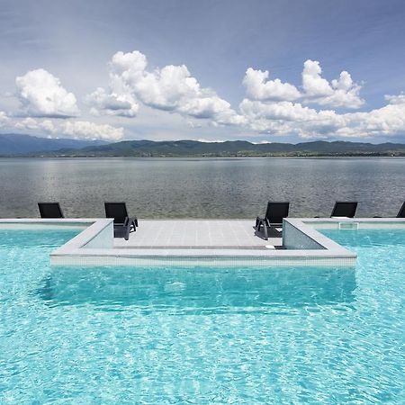 Romantique Dojran Hotel エクステリア 写真