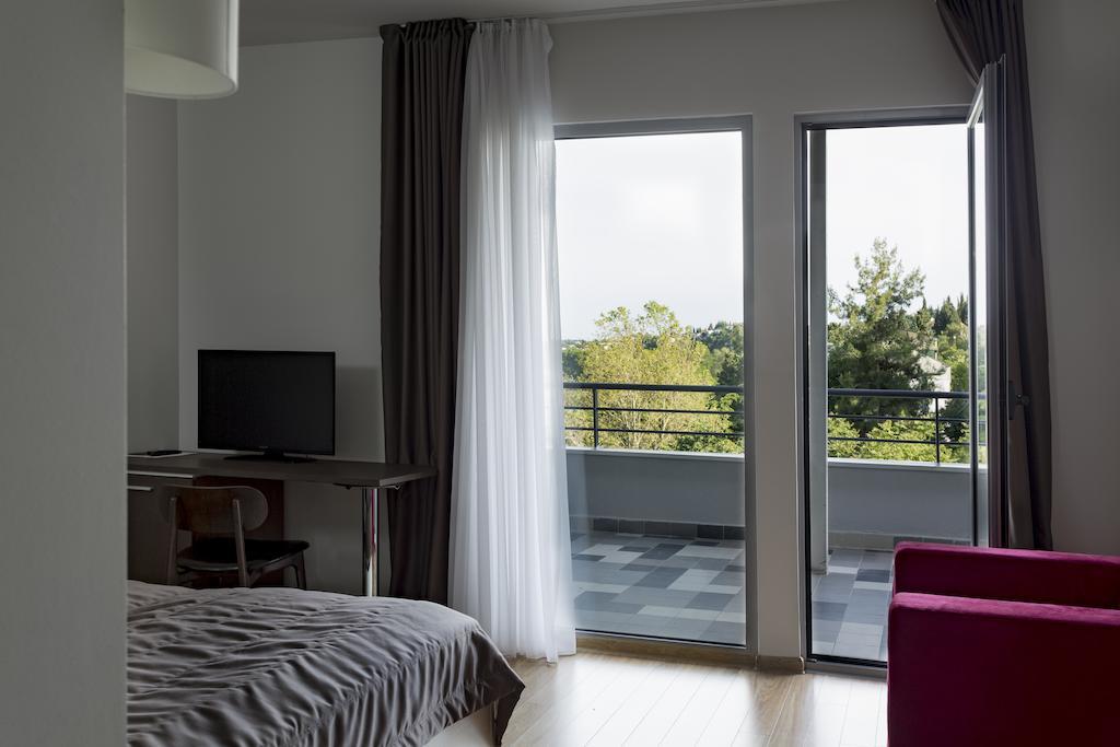 Romantique Dojran Hotel エクステリア 写真