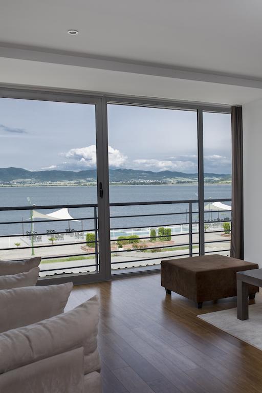 Romantique Dojran Hotel エクステリア 写真
