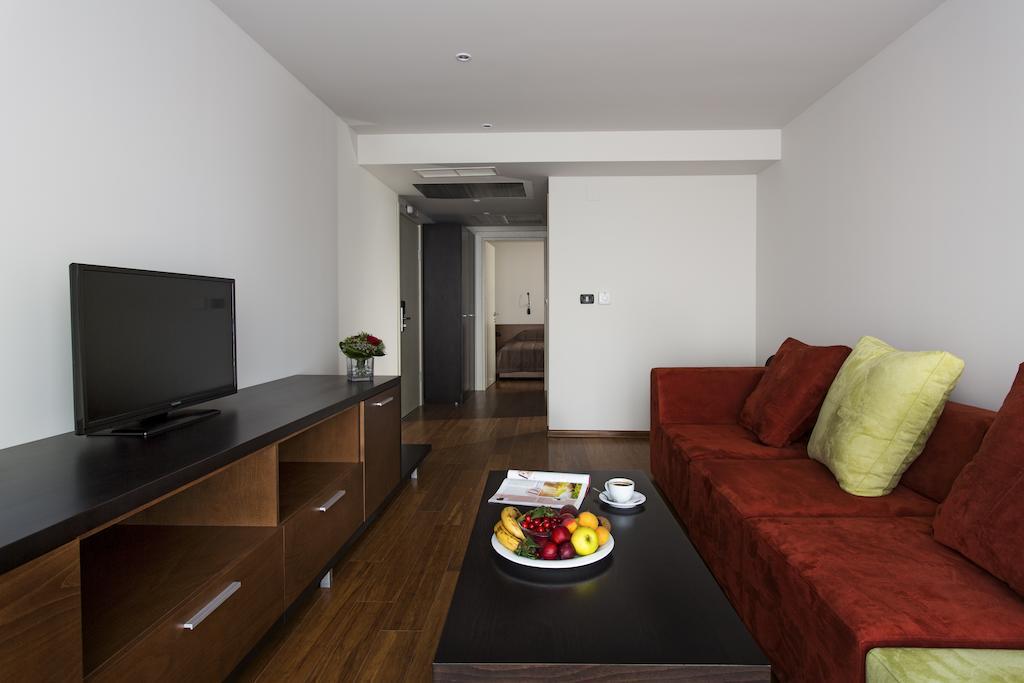 Romantique Dojran Hotel エクステリア 写真