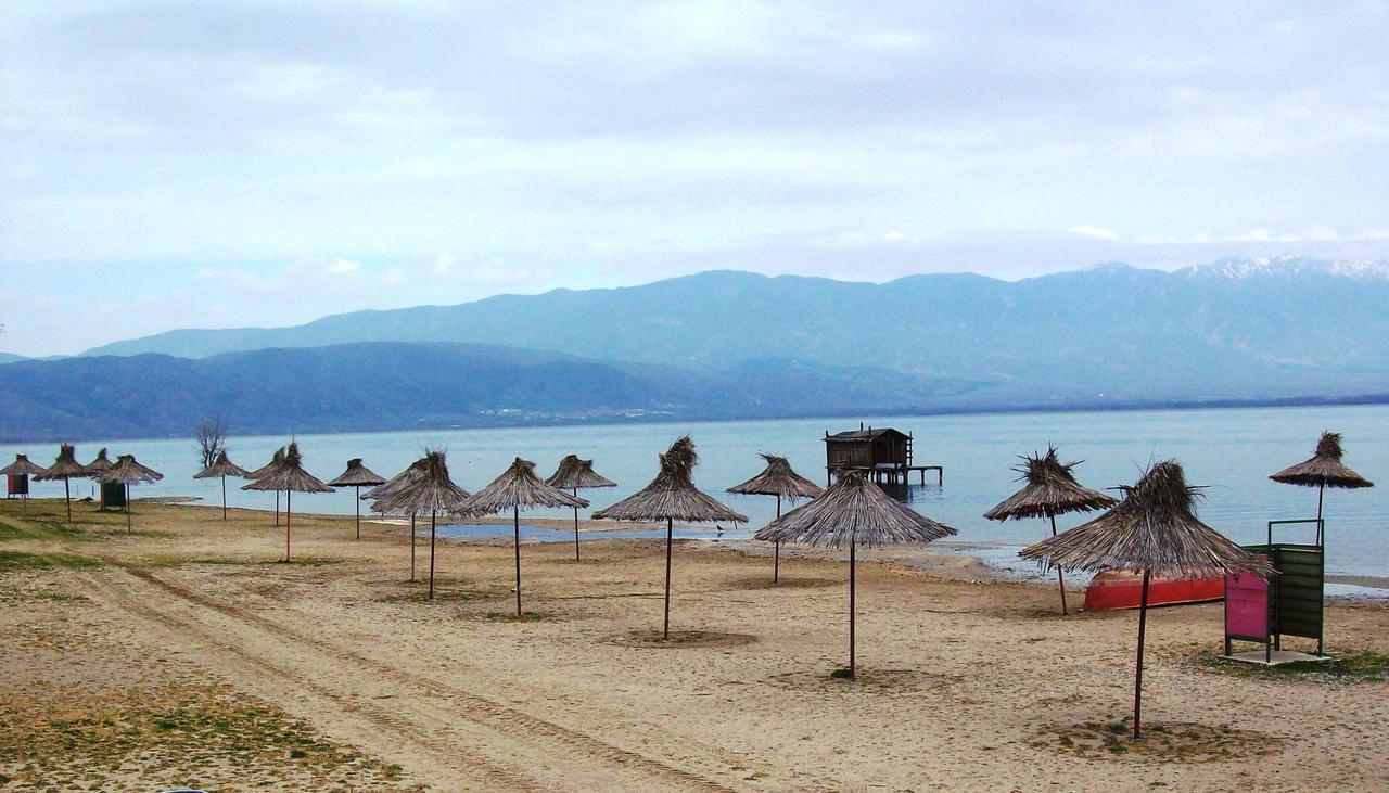 Romantique Dojran Hotel エクステリア 写真